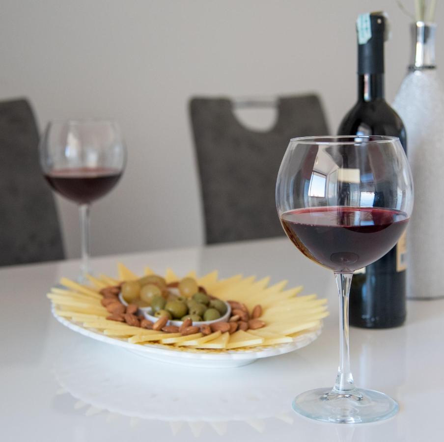 Apartman Ante Ливно Экстерьер фото
